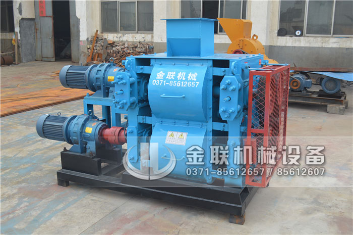 四輥式破碎機(jī)是怎樣工作的，它都有哪些性能優(yōu)勢(shì)？