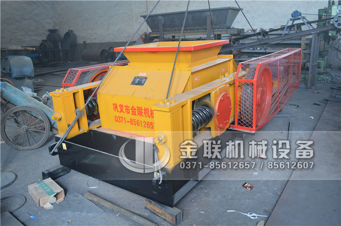 小型焦碳破碎機(jī)的優(yōu)點(diǎn)是什么，該怎么維護(hù)保養(yǎng)？