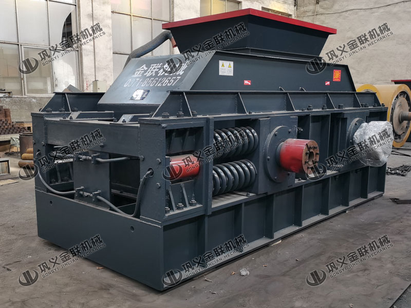 對輥細碎機要注意哪些細節，運轉靠什么？