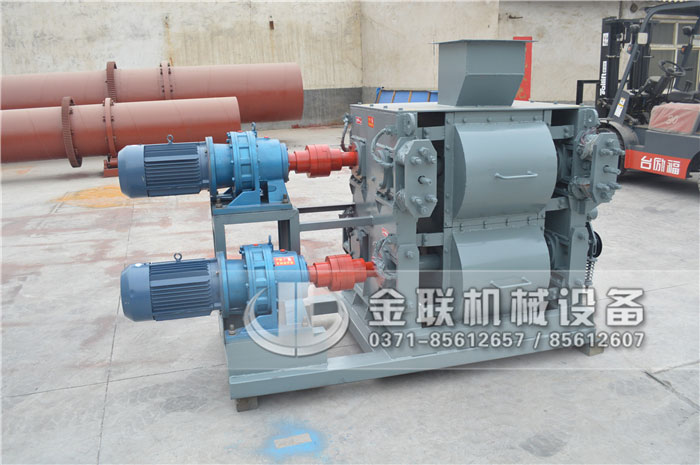 四輥式制砂機(jī)的齒輥磨損了能換嗎,怎么換? 四輥式制砂機(jī)的齒輥磨損了能換嗎,怎么換?