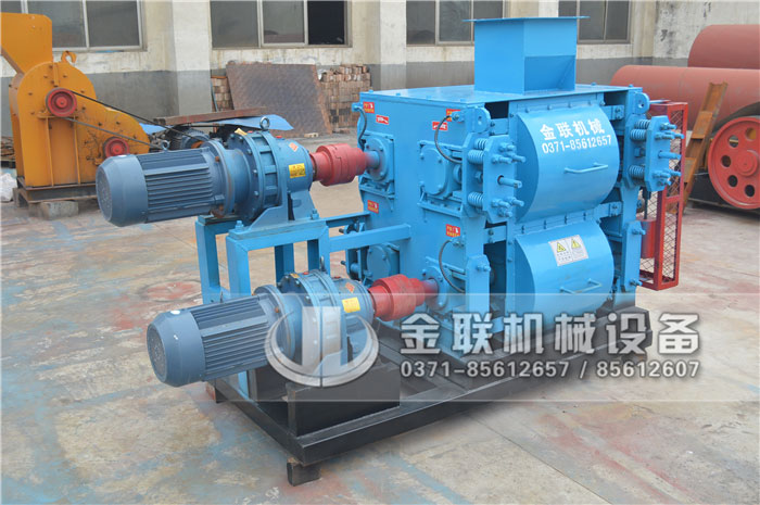 解決煤炭細(xì)粉機(jī)振動從哪些方面入手，它有哪些優(yōu)點(diǎn)？