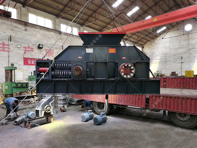 破碎設備1000x700彈簧式對輥破碎機發貨圖片