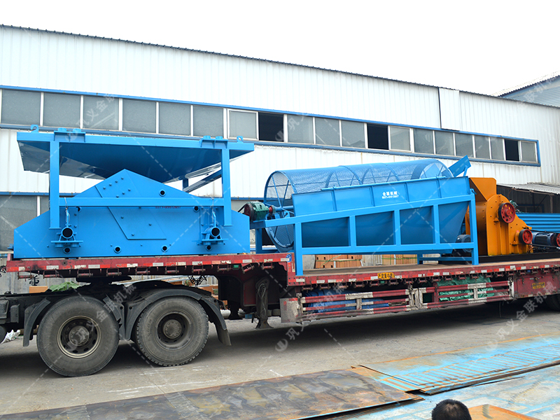 SCF88雙級破碎機(jī),篩分機(jī)生產(chǎn)線發(fā)貨圖片_發(fā)往甘肅武威_破碎紅土