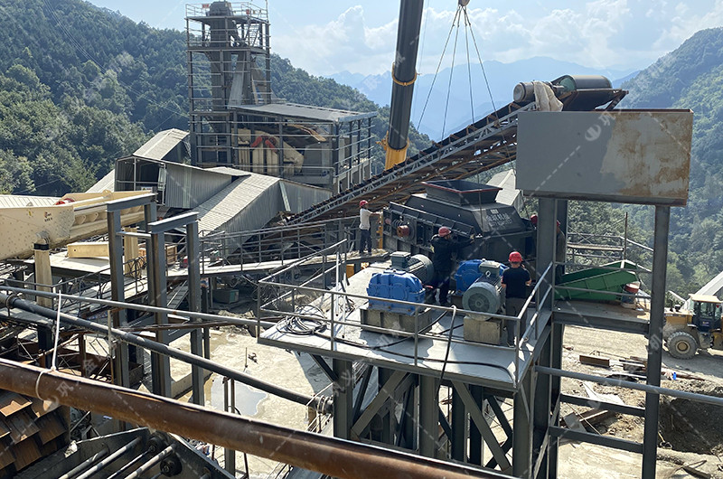 對(duì)輥破碎機(jī)-大小型雙輥式破碎機(jī)-對(duì)輥式制砂設(shè)備價(jià)格 對(duì)輥破碎機(jī)-大小型雙輥式破碎機(jī)-對(duì)輥式制砂設(shè)備價(jià)格