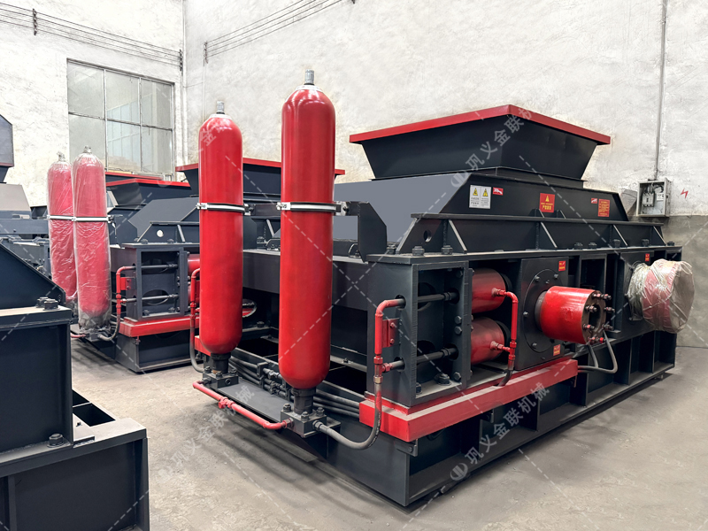 低轉(zhuǎn)速高壓力對輥制砂機,憑什么成為高品質(zhì)機制砂的 “粒形守護(hù)神”? 低轉(zhuǎn)速高壓力對輥制砂機,憑什么成為高品質(zhì)機制砂的 “粒形守護(hù)神”?