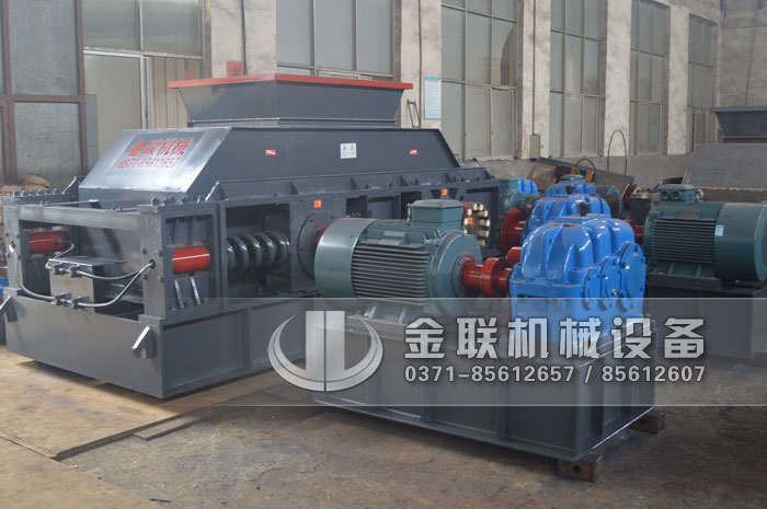 對輥制砂機(jī)