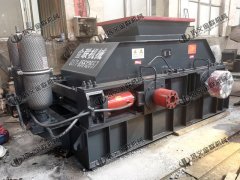 河南液壓對輥破碎機有哪些優(yōu)勢，多少錢一臺？